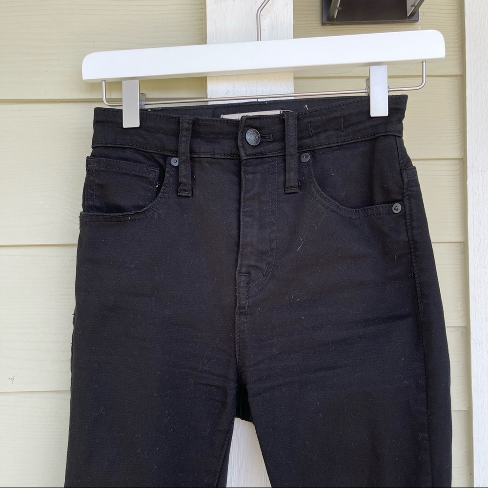 Madewell•Curvy High-Rise Skinny Jeans in Carbondale Wash - Picture 8 of 9